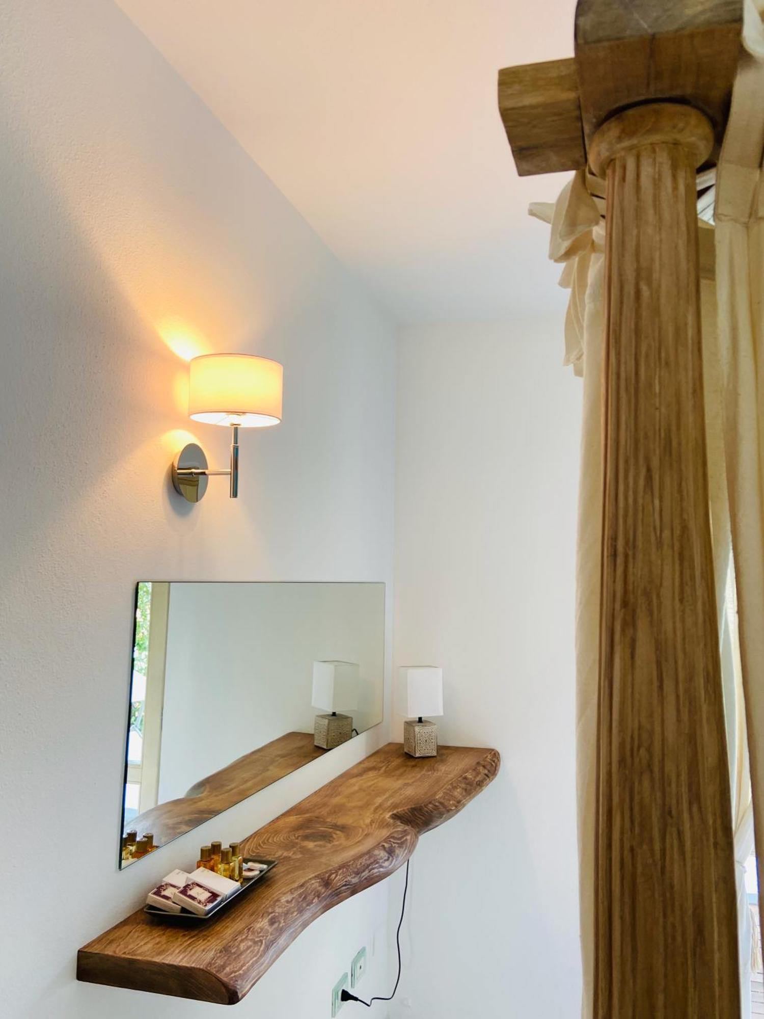 Lotus Wellness Apartment - Resort Ginestre - Palau - Sardinia Extérieur photo